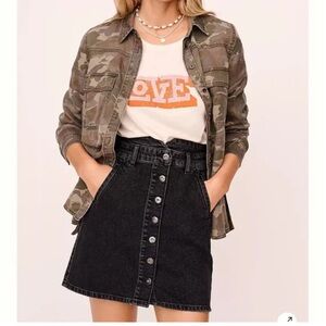 Anthropologie Pilcro & the Letterpress
Button Front Denim Mini Skirt Size 6